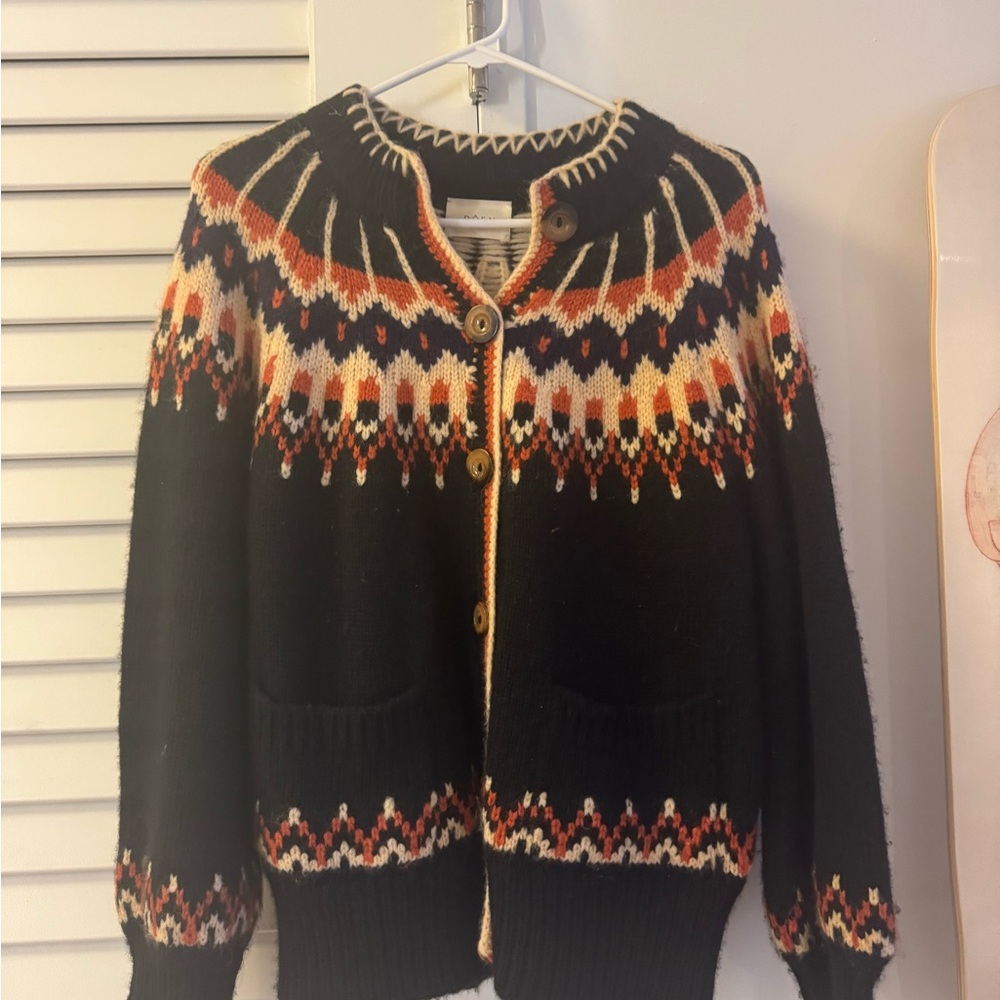 Cozy Knit Cardigan with Nordic Pattern